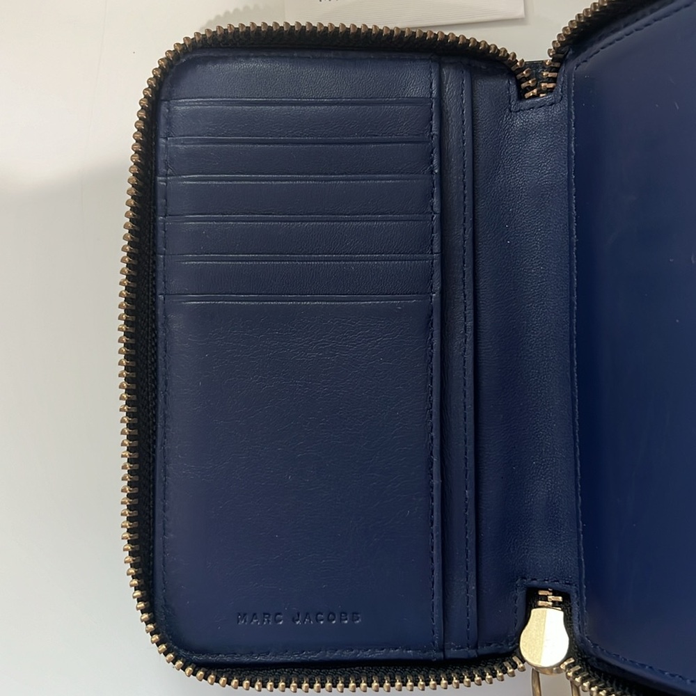 Marc Jacobs wallet - Picture 3 of 7